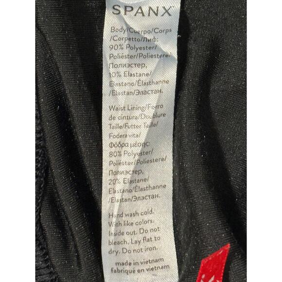 Spanx Velvet Shine Black Gold Shimmer Leggings, Size M - Picture 8 of 8